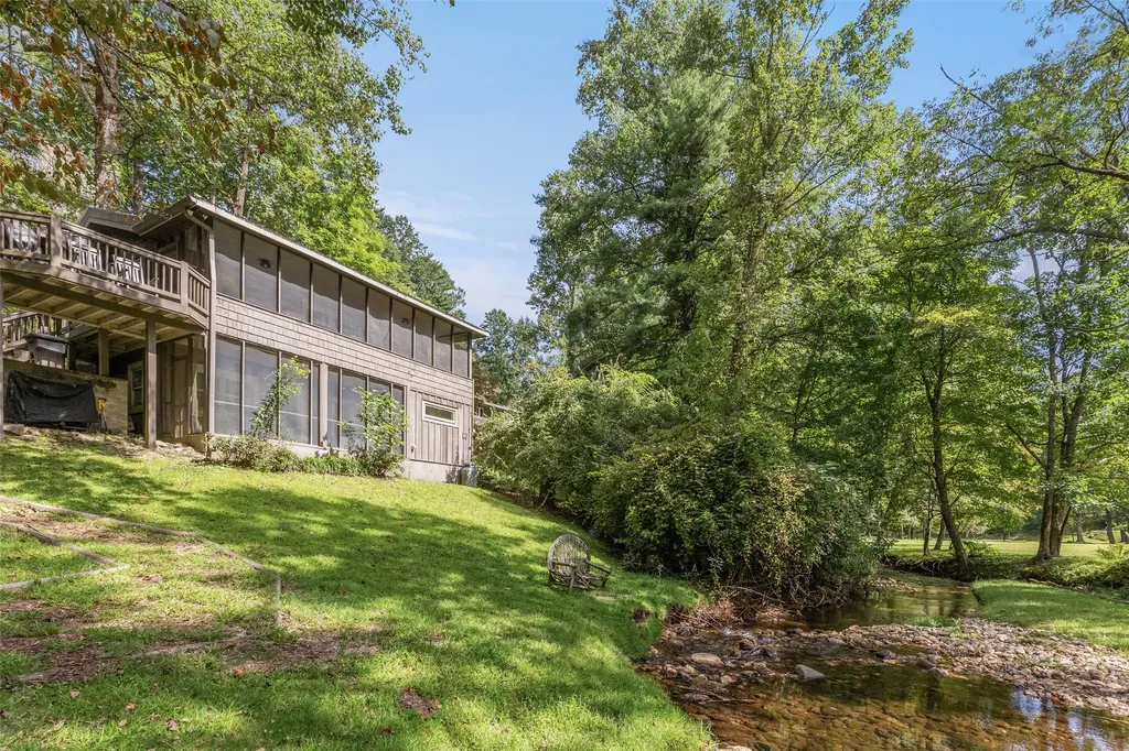 142 Edwards Creek Road Highlands NC 28741