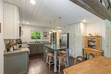 142 Edwards Creek Road Highlands NC 28741