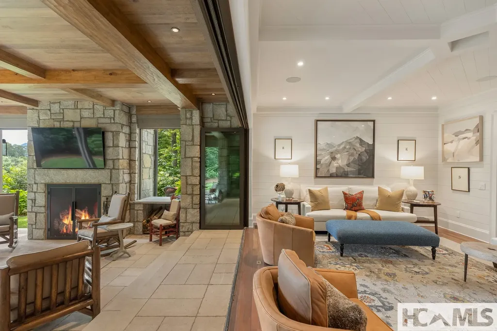 15 Cozy Cottage Lane Cashiers NC 28717