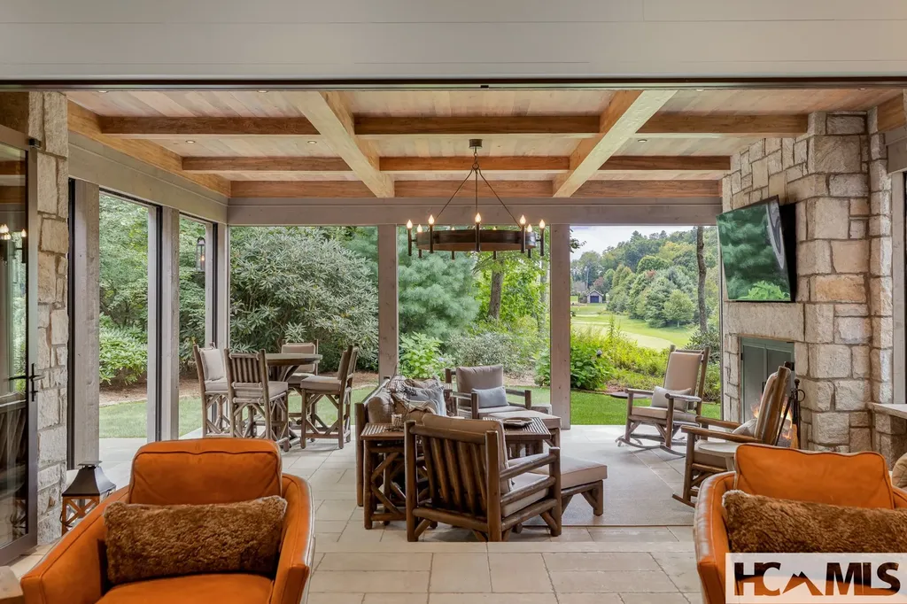 15 Cozy Cottage Lane Cashiers NC 28717