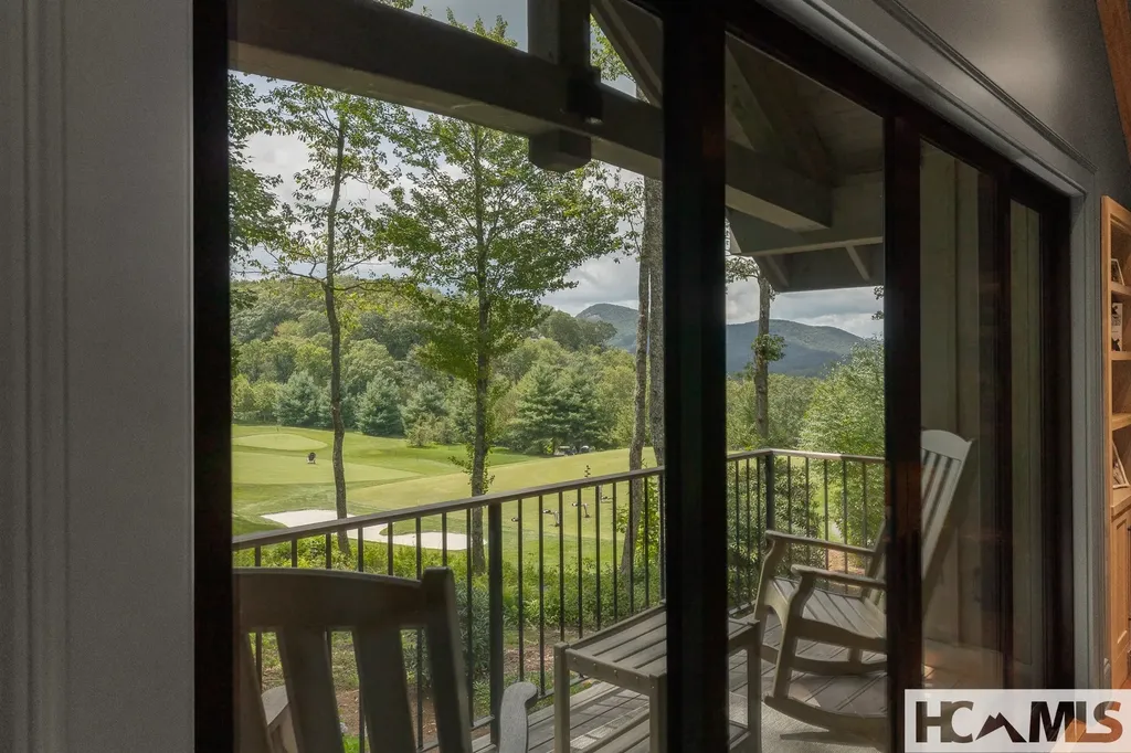 15 Cozy Cottage Lane Cashiers NC 28717