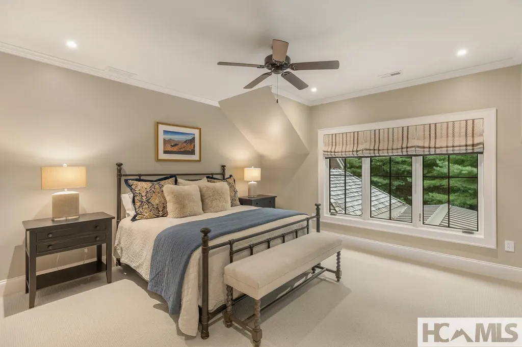 15 Cozy Cottage Lane Cashiers NC 28717