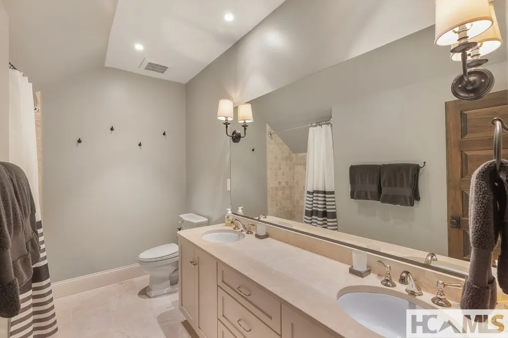 15 Cozy Cottage Lane Cashiers NC 28717