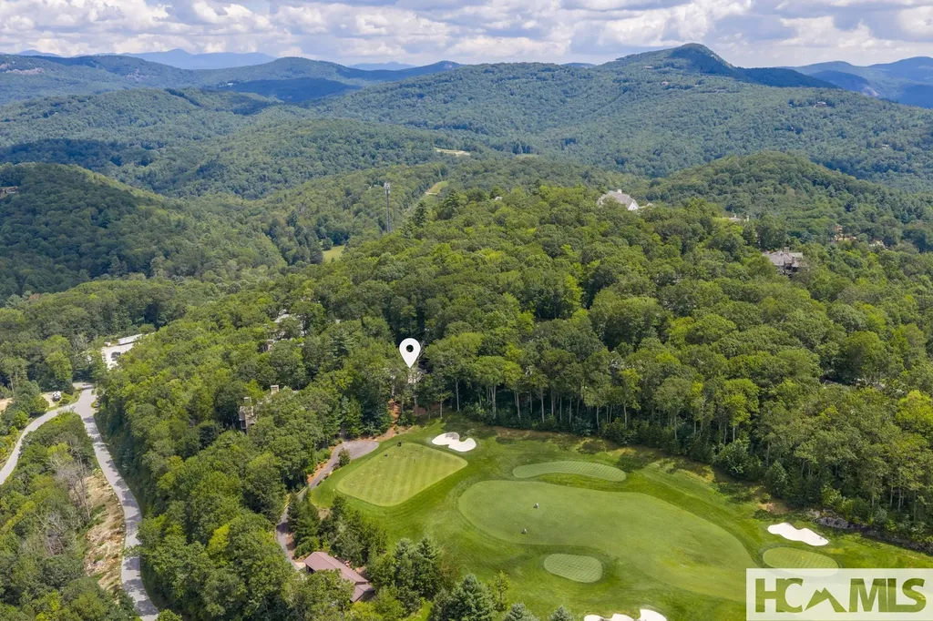 15 Cozy Cottage Lane Cashiers NC 28717