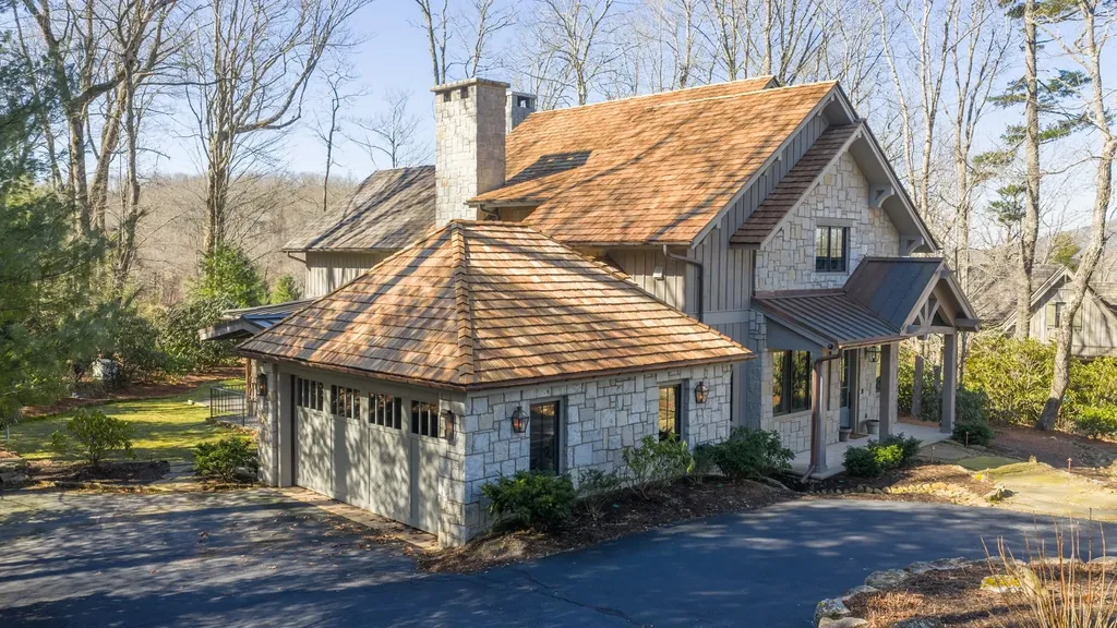 15 Cozy Cottage Lane Cashiers NC 28717