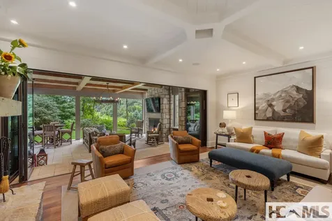 15 Cozy Cottage Lane Cashiers NC 28717