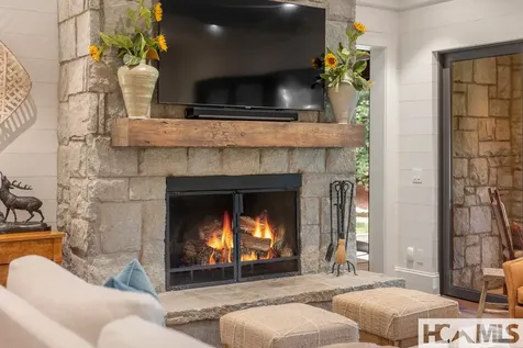 15 Cozy Cottage Lane Cashiers NC 28717