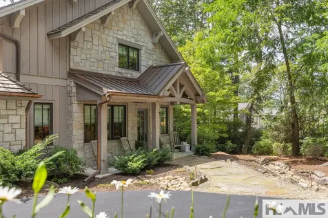 15 Cozy Cottage Lane Cashiers NC 28717