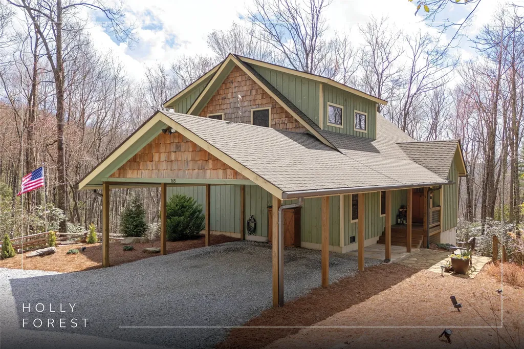 165 Hawthorn Court Sapphire NC 28774