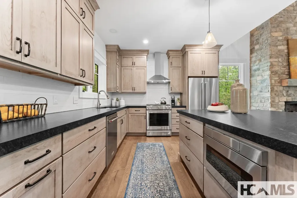 112 Gather Point Road Glenville NC 28736