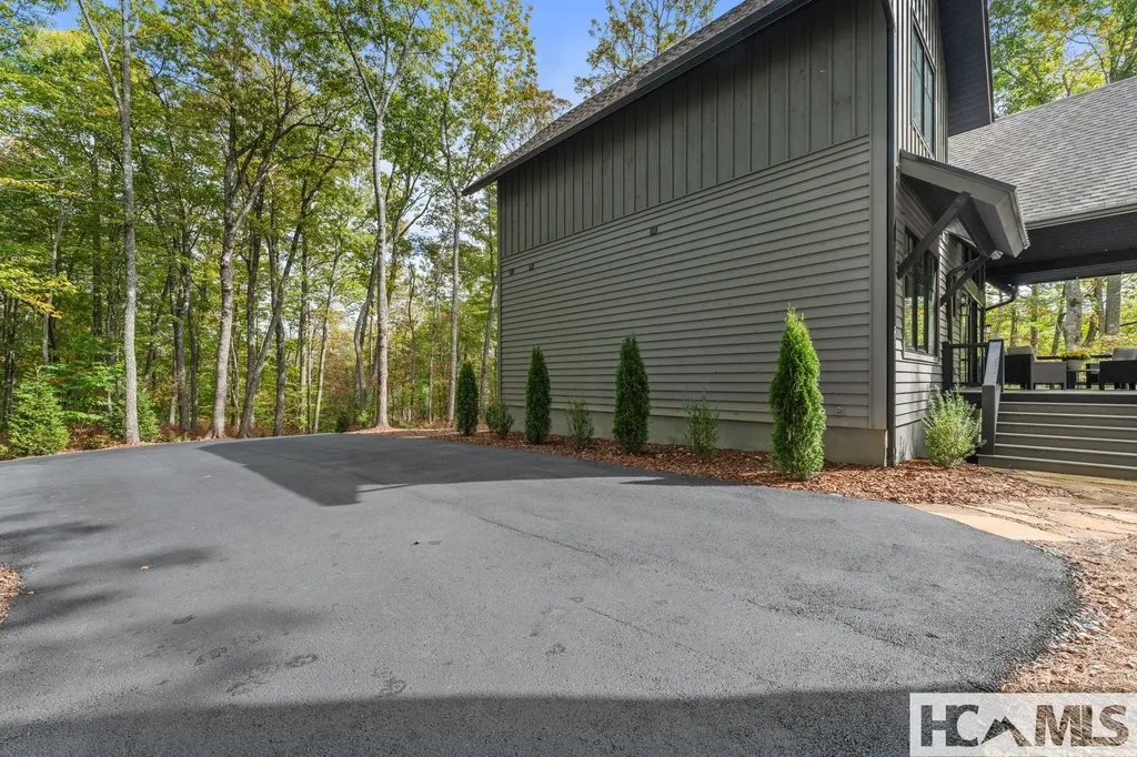 112 Gather Point Road Glenville NC 28736