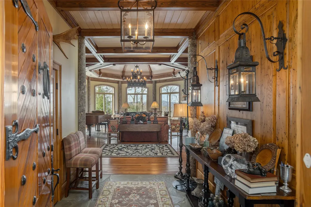 176 Round Top Mountain Crest Road Sapphire NC 28774