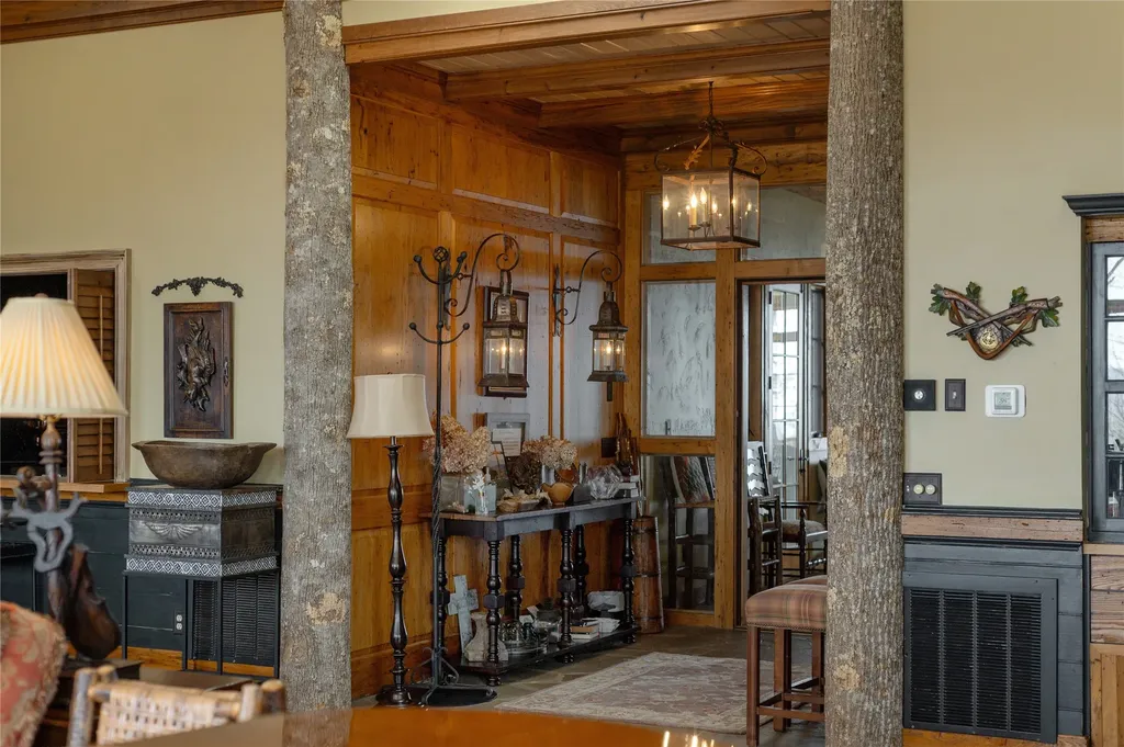 176 Round Top Mountain Crest Road Sapphire NC 28774