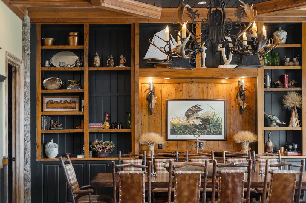 176 Round Top Mountain Crest Road Sapphire NC 28774