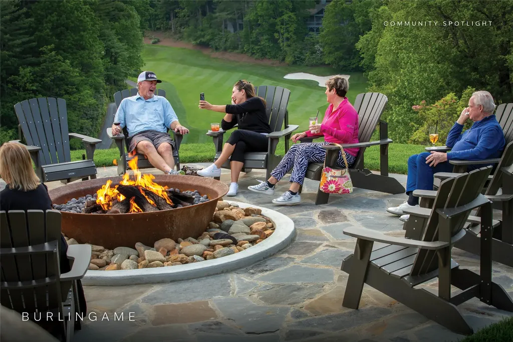 176 Round Top Mountain Crest Road Sapphire NC 28774