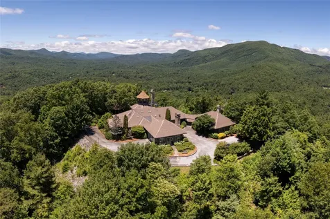 176 Round Top Mountain Crest Road Sapphire NC 28774