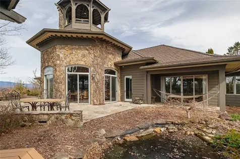 176 Round Top Mountain Crest Road Sapphire NC 28774