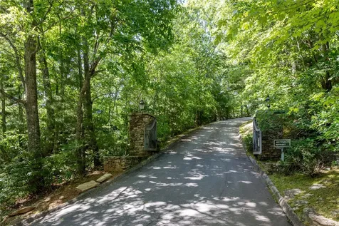 176 Round Top Mountain Crest Road Sapphire NC 28774