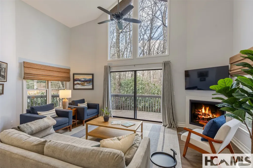 19-A Whiteside Mountain Road Highlands NC 28741