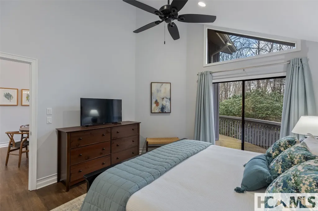19-A Whiteside Mountain Road Highlands NC 28741