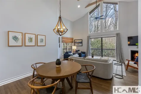 19-A Whiteside Mountain Road Highlands NC 28741