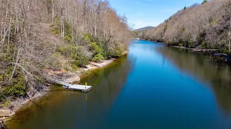 6 Norton Road Cashiers NC 28717