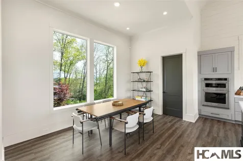 11 Milkweed Trail Glenville NC 28736