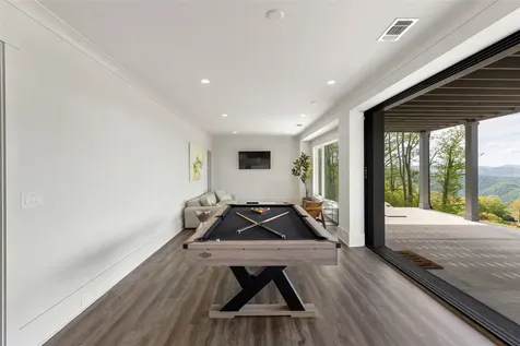 11 Milkweed Trail Glenville NC 28736