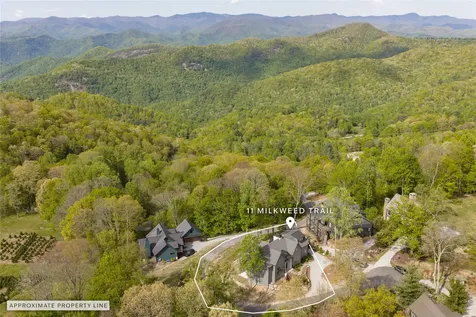 11 Milkweed Trail Glenville NC 28736