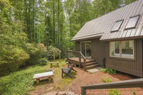 2057 Black Oak Drive Sapphire NC 28774