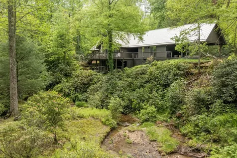 2057 Black Oak Drive Sapphire NC 28774