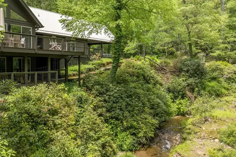2057 Black Oak Drive Sapphire NC 28774