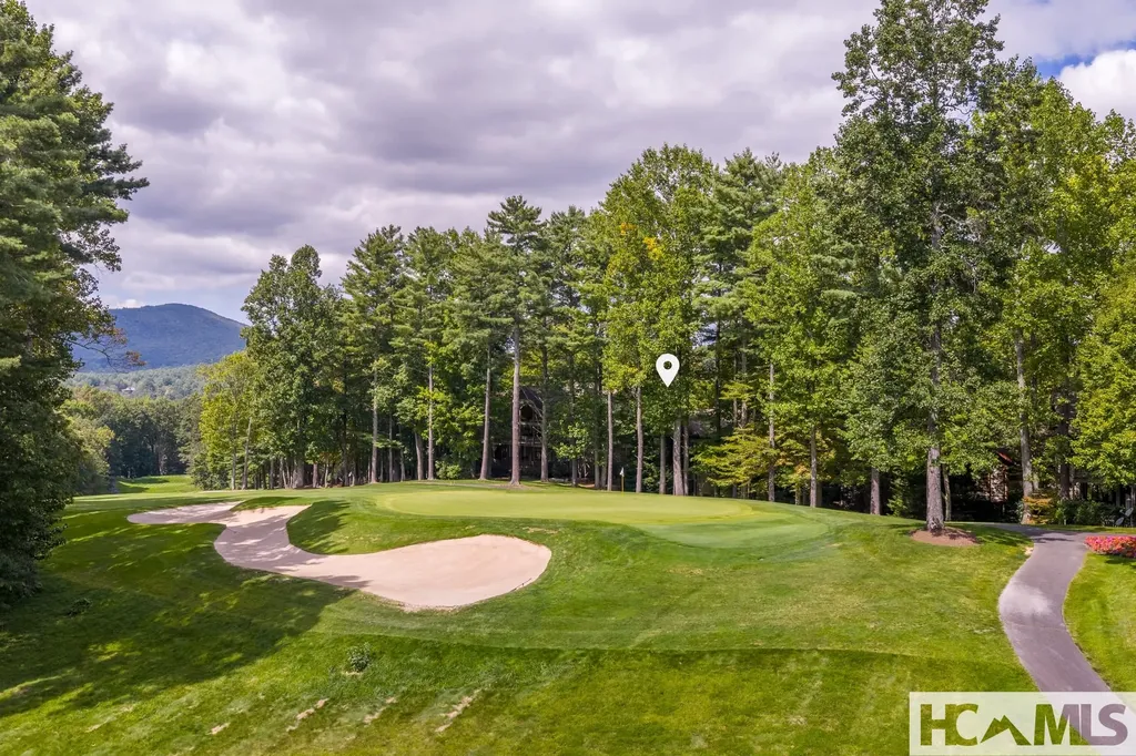 112 First Tee Trail Cashiers NC 28717