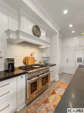 585 Moorewood Circle Highlands NC 28741