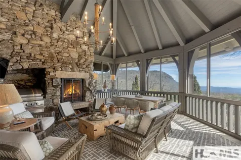 585 Moorewood Circle Highlands NC 28741