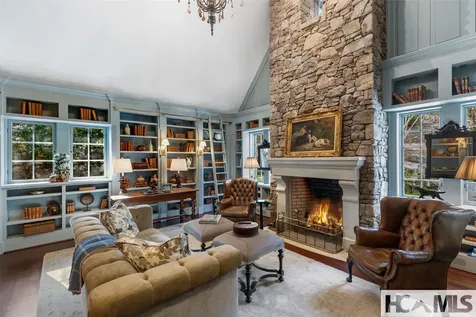 585 Moorewood Circle Highlands NC 28741