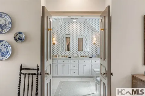585 Moorewood Circle Highlands NC 28741