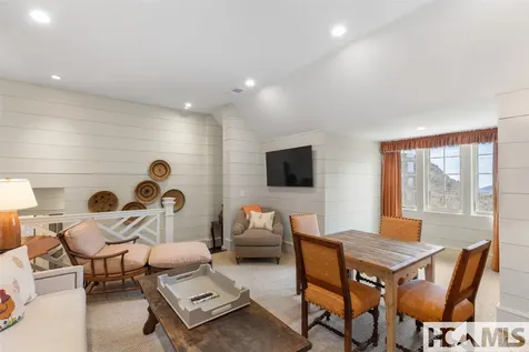 585 Moorewood Circle Highlands NC 28741