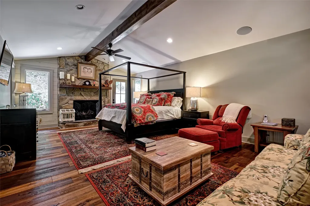 330 Western Rhodes Drive Highlands NC 28741