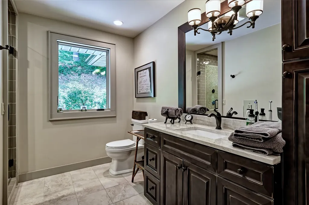 330 Western Rhodes Drive Highlands NC 28741