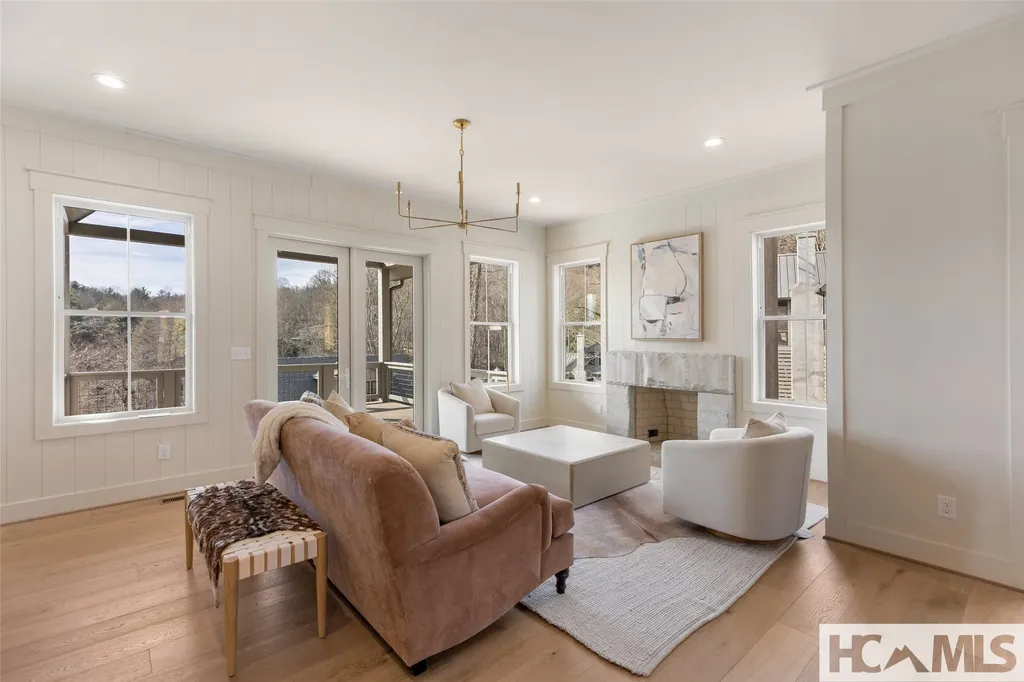 109 Laurel Meadow Way Cashiers NC 28717