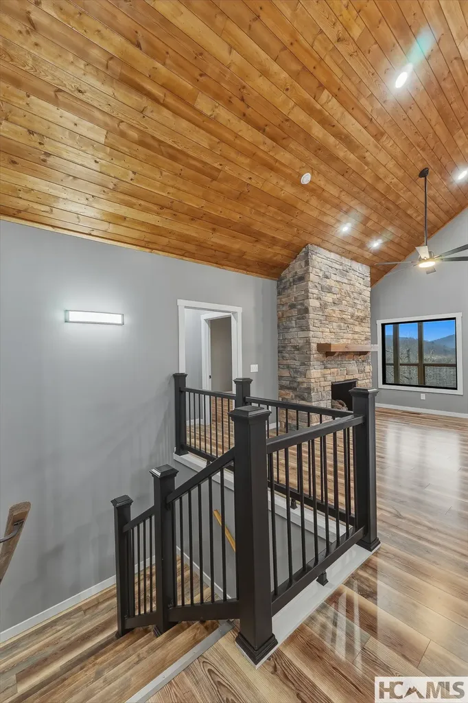 960 Woods Mountain Trail Cullowhee NC 28723