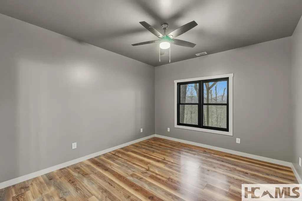 960 Woods Mountain Trail Cullowhee NC 28723