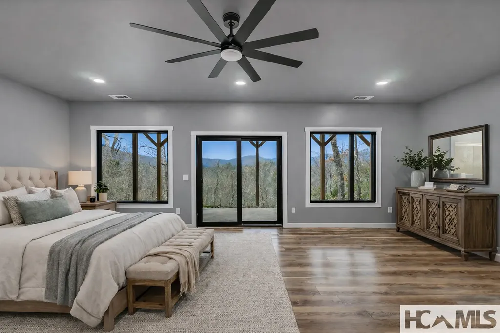 960 Woods Mountain Trail Cullowhee NC 28723