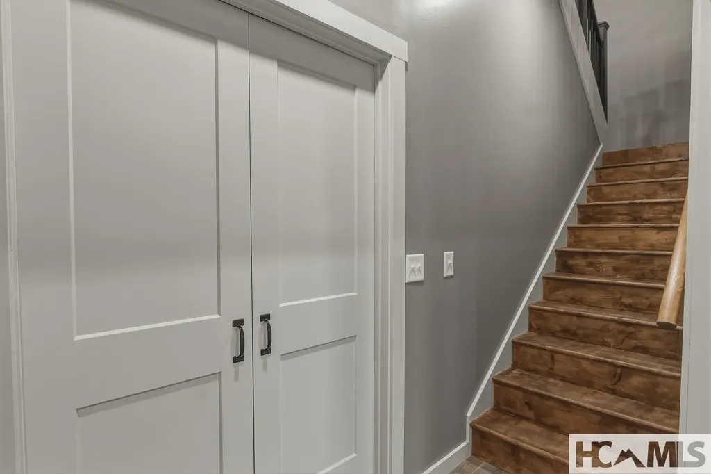 960 Woods Mountain Trail Cullowhee NC 28723