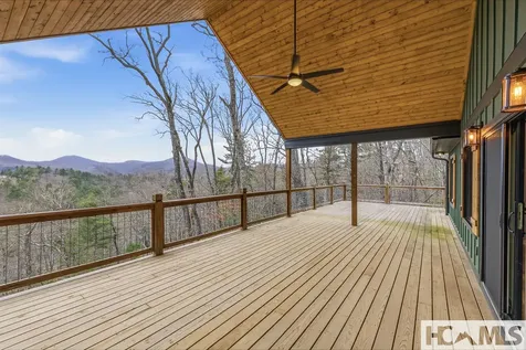 960 Woods Mountain Trail Cullowhee NC 28723
