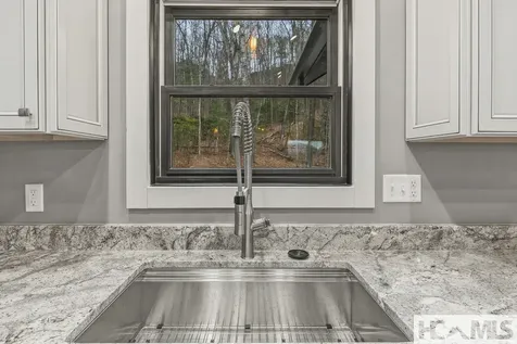 960 Woods Mountain Trail Cullowhee NC 28723