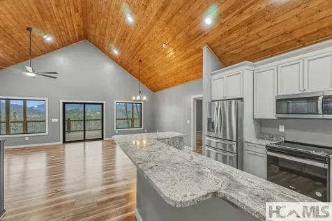 960 Woods Mountain Trail Cullowhee NC 28723