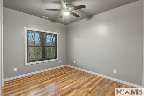 960 Woods Mountain Trail Cullowhee NC 28723