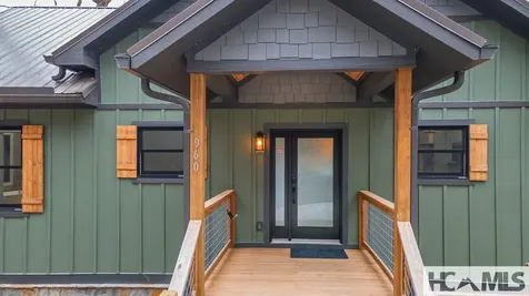 960 Woods Mountain Trail Cullowhee NC 28723
